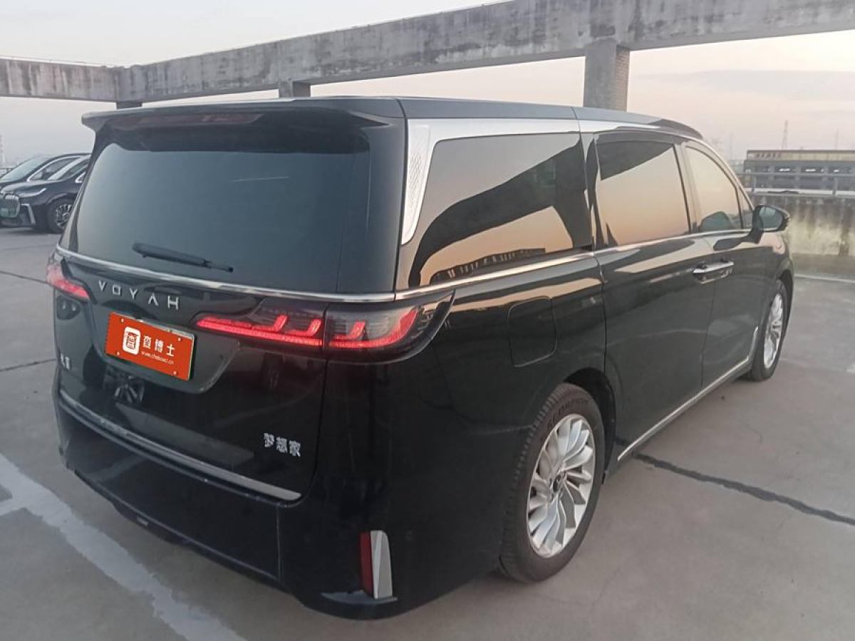 嵐圖 夢想家  2024款 PHEV 超長續(xù)航尊貴版圖片