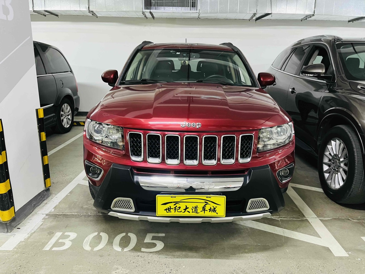 Jeep 指南者  2014款 改款 2.4L 四驅(qū)舒適版圖片