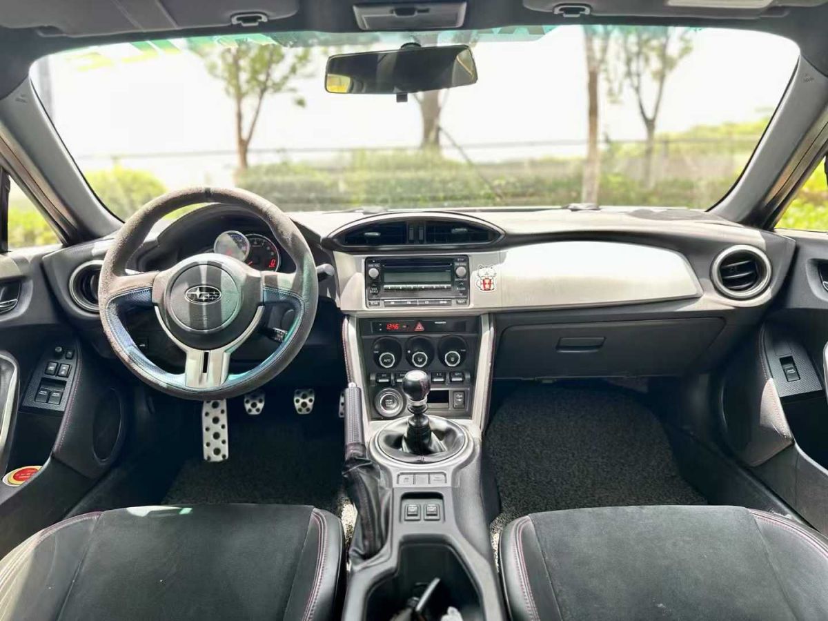 斯巴魯 BRZ  2013款 2.0i 手動(dòng)豪華型圖片