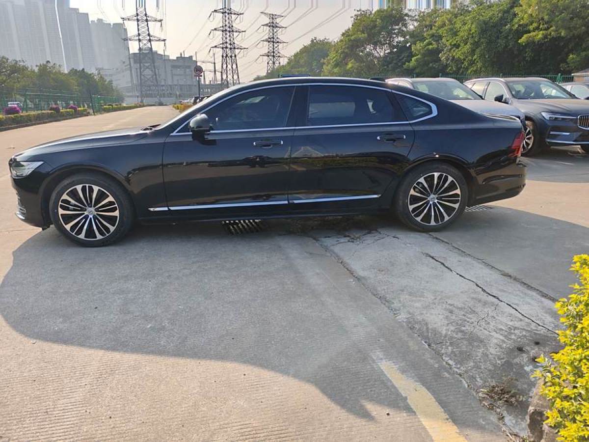 沃爾沃 S90  2023款 B5 智逸豪華版圖片