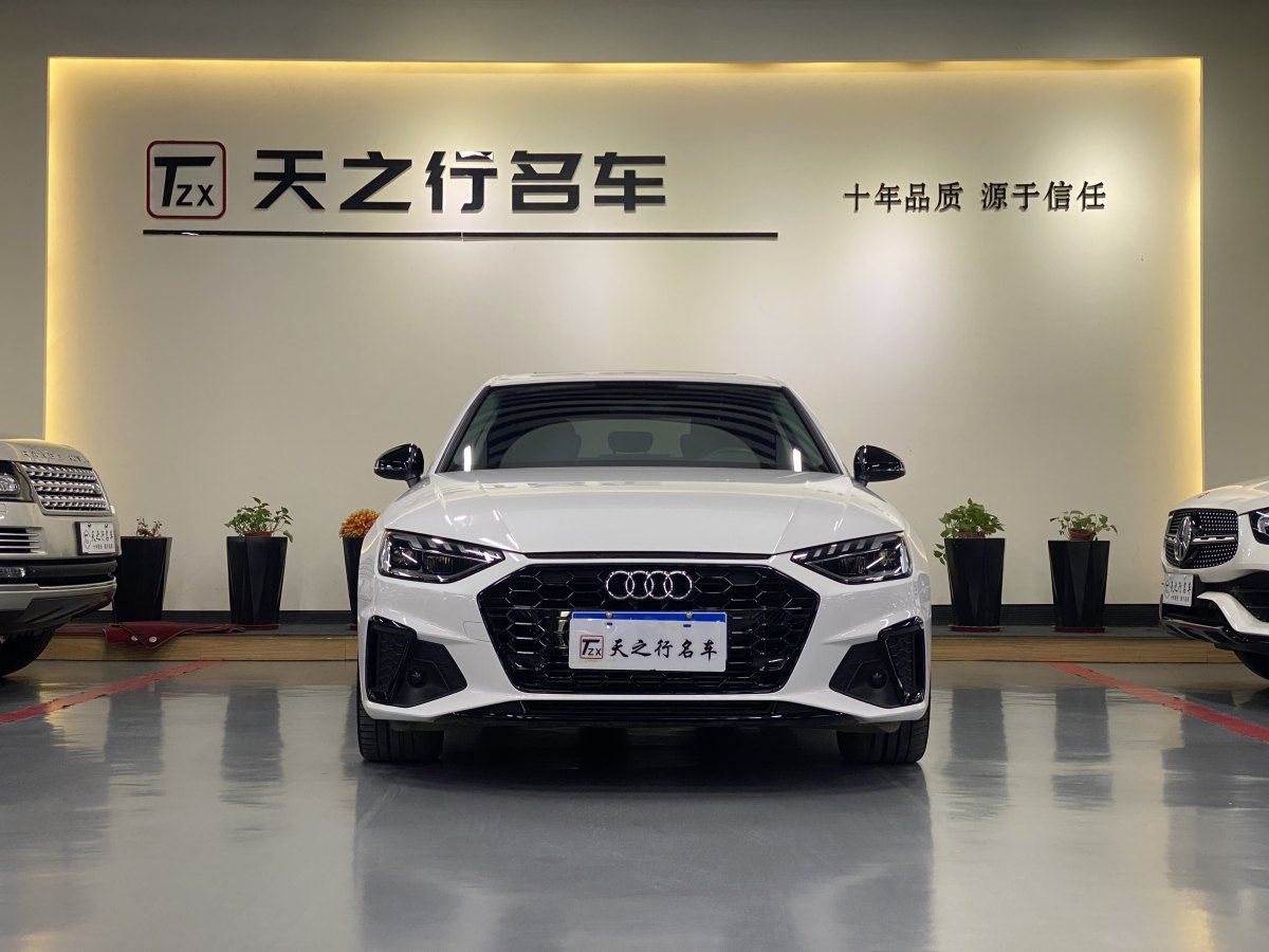 奧迪 奧迪A4L  2022款 40 TFSI 豪華動(dòng)感型圖片