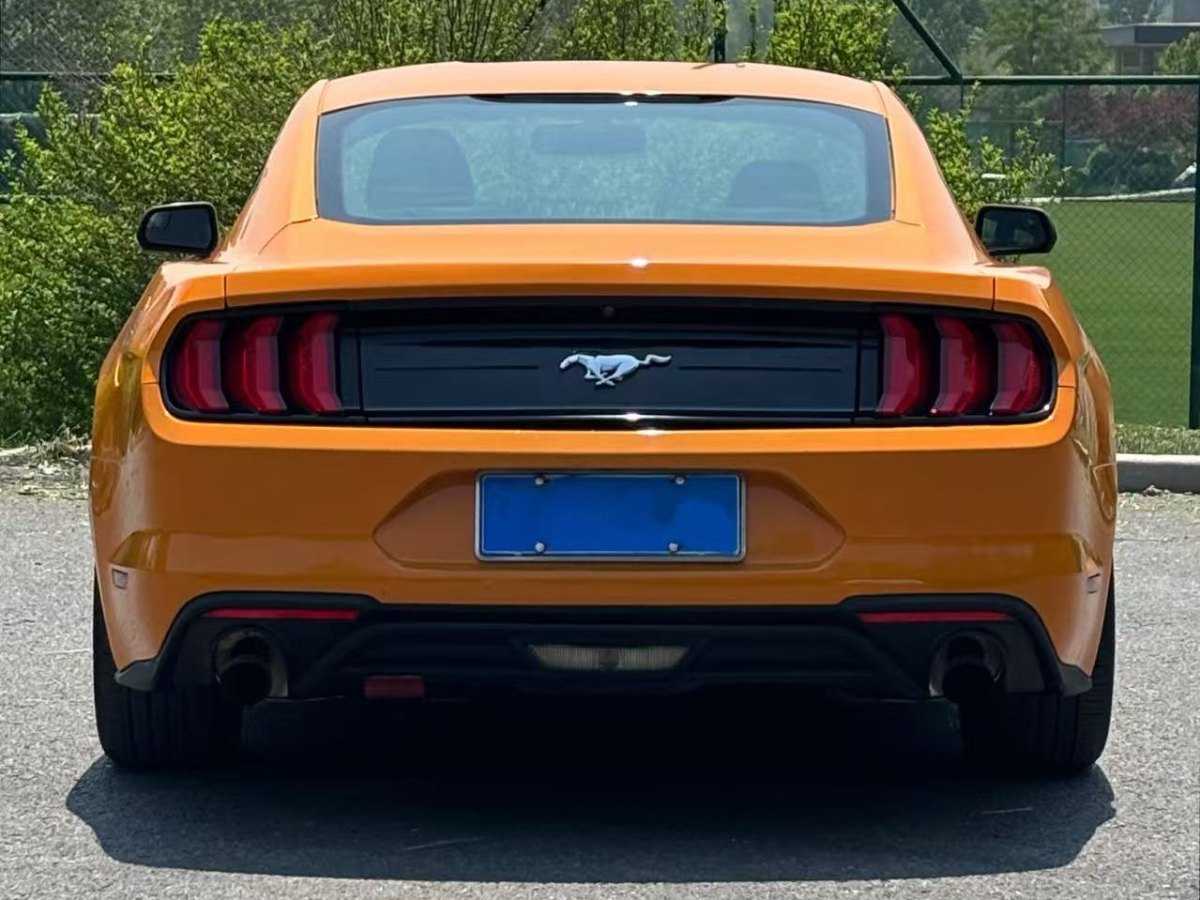 2018年6月福特 Mustang  2024款 2.3T EcoBoost 硬頂性能版