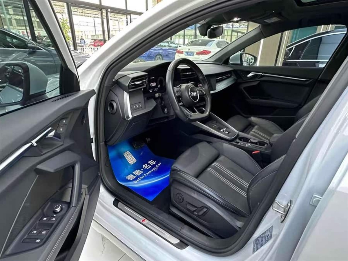 奧迪 奧迪A3  2022款 Sportback 35 TFSI 時(shí)尚致雅型圖片