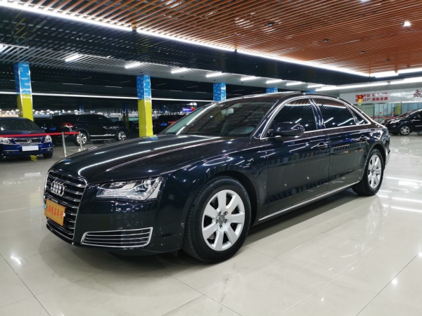 奥迪 奥迪A8  2013款 A8L 45 TFSI quattro豪华型