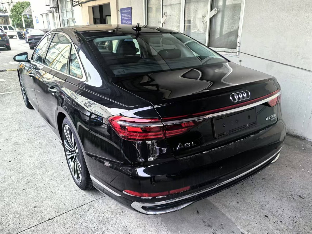 奧迪 奧迪A8  2024款 A8L 45 TFSI quattro 豪華型圖片