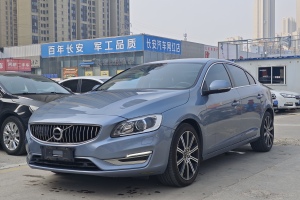 S60 沃尔沃 L 2.0T T5 智驭版