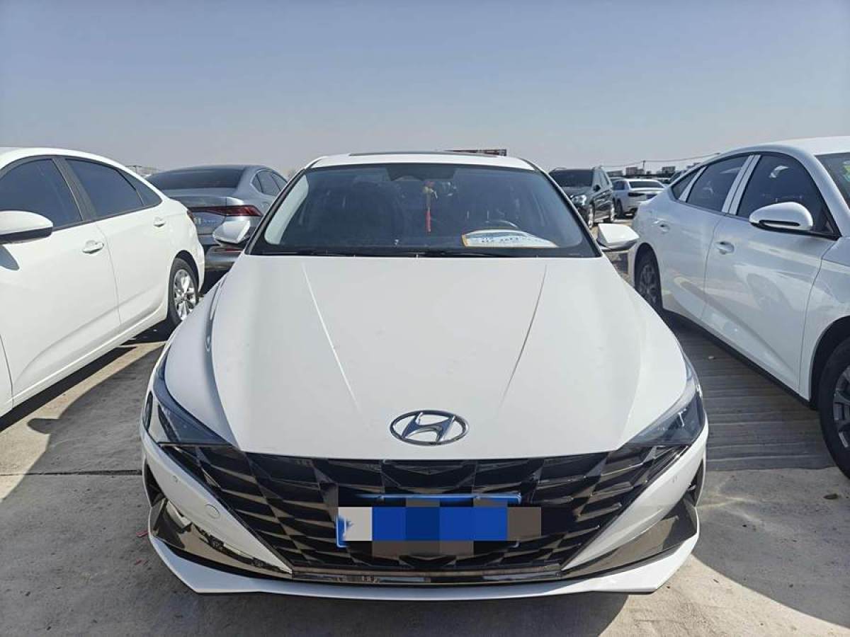 2023年3月現(xiàn)代 伊蘭特  2023款 1.5L CVT LUX尊貴版