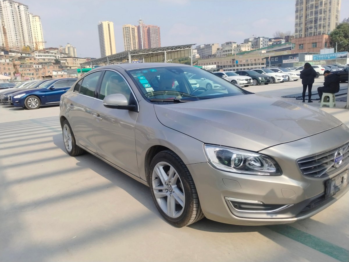 沃爾沃 S60  2014款 S60L 2.0T T5 智馭版圖片