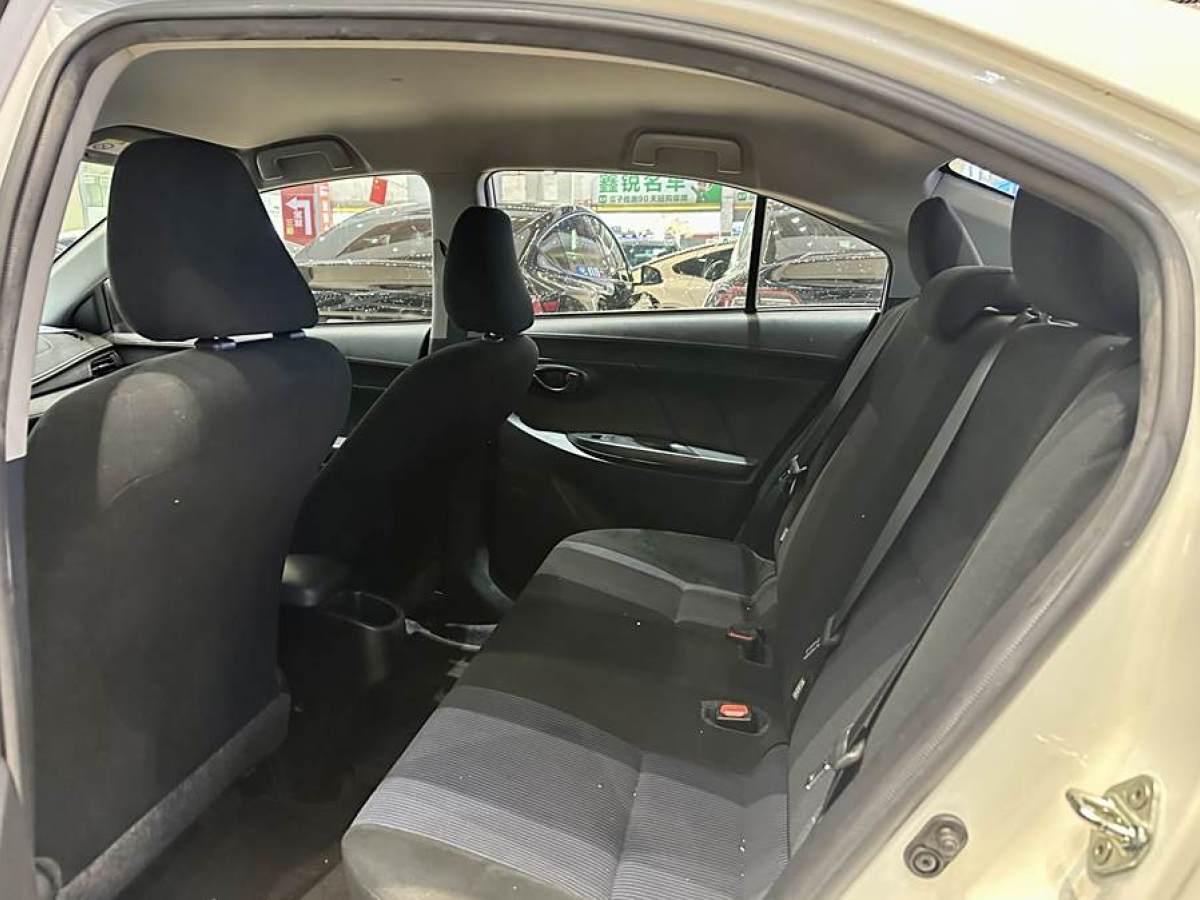 豐田 YARiS L 致享  2020款 1.5L CVT領(lǐng)先版圖片