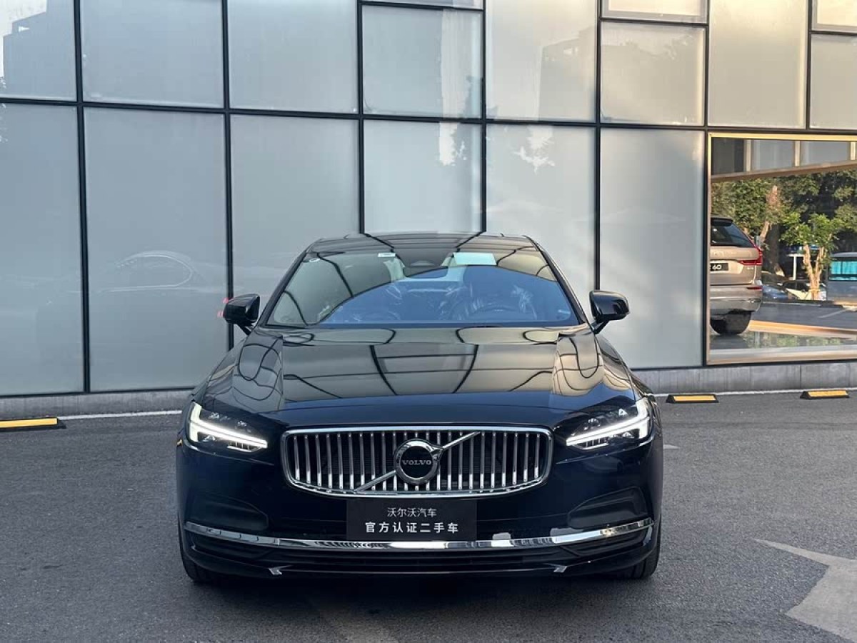 沃爾沃 S90  2024款 B5 智逸豪華版圖片