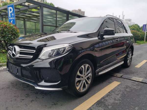 奔驰 奔驰GLE  2016款 GLE 320 4MATIC 动感型