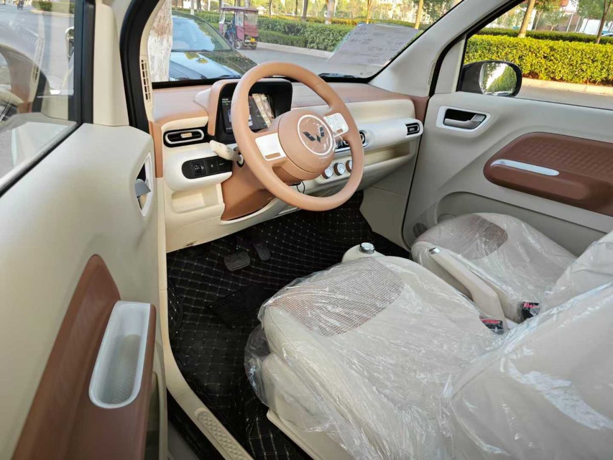 MINI MINI  2025款 1.5T COOPER 經(jīng)典派 五門(mén)版圖片