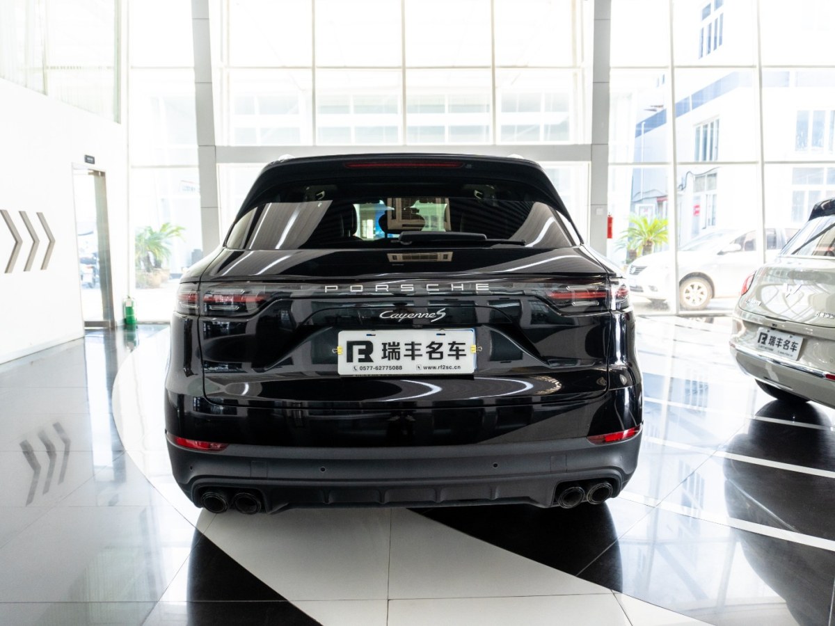 保时捷 Cayenne  2019款 Cayenne 3.0T图片