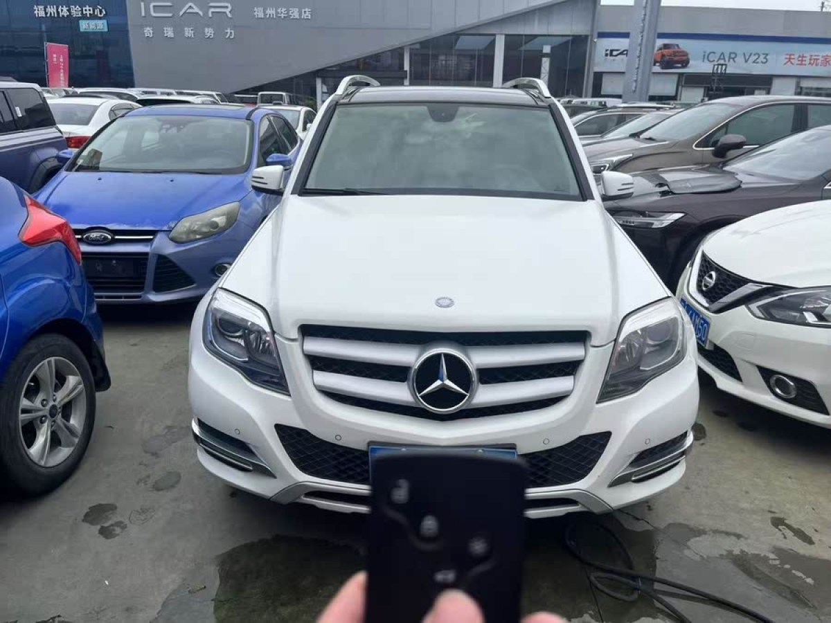 奔馳 奔馳GLK級(jí)  2014款 GLK 260 4MATIC 動(dòng)感型圖片