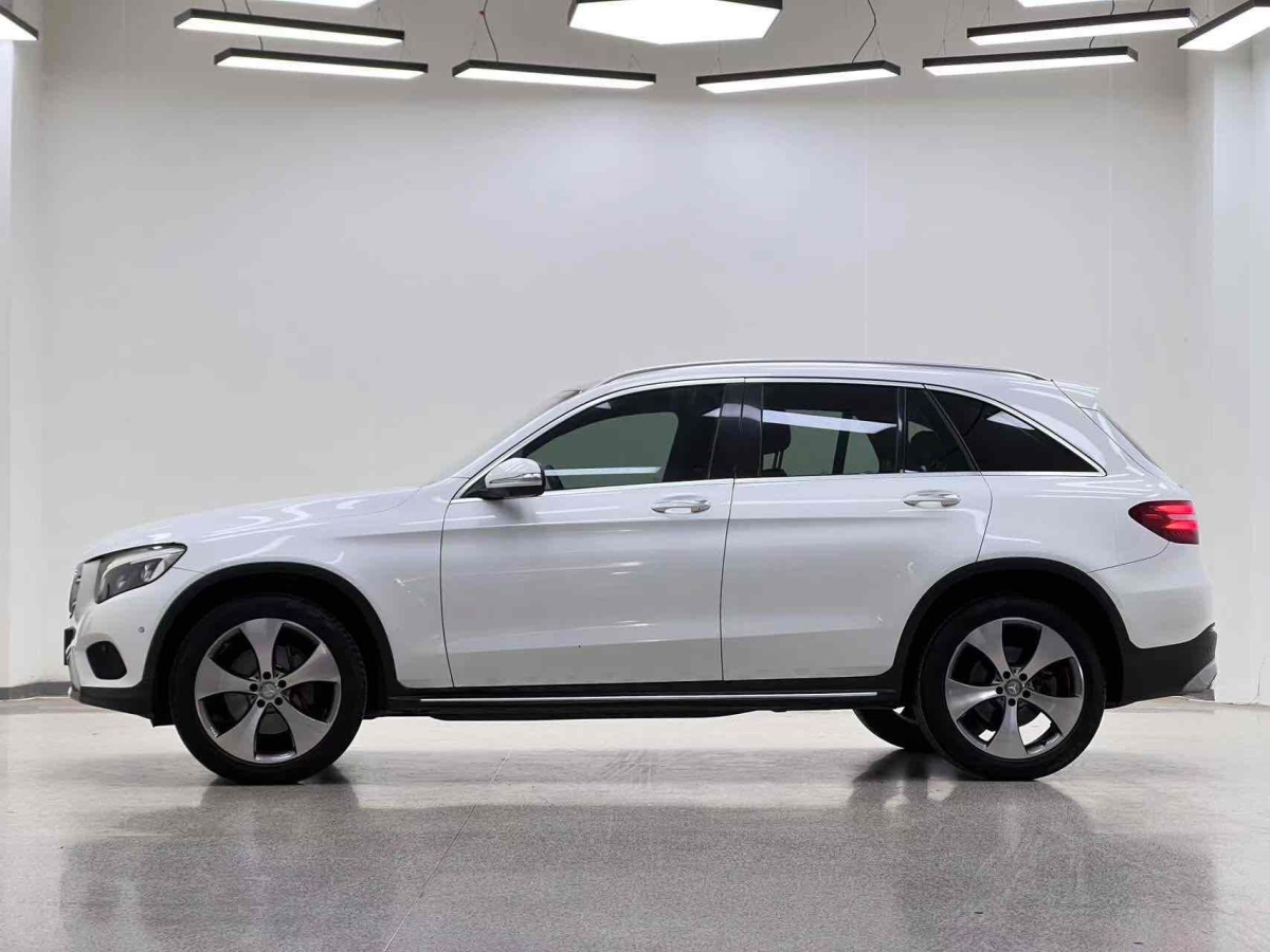 奔馳 奔馳GLC  2016款 GLC 300 4MATIC 豪華型圖片