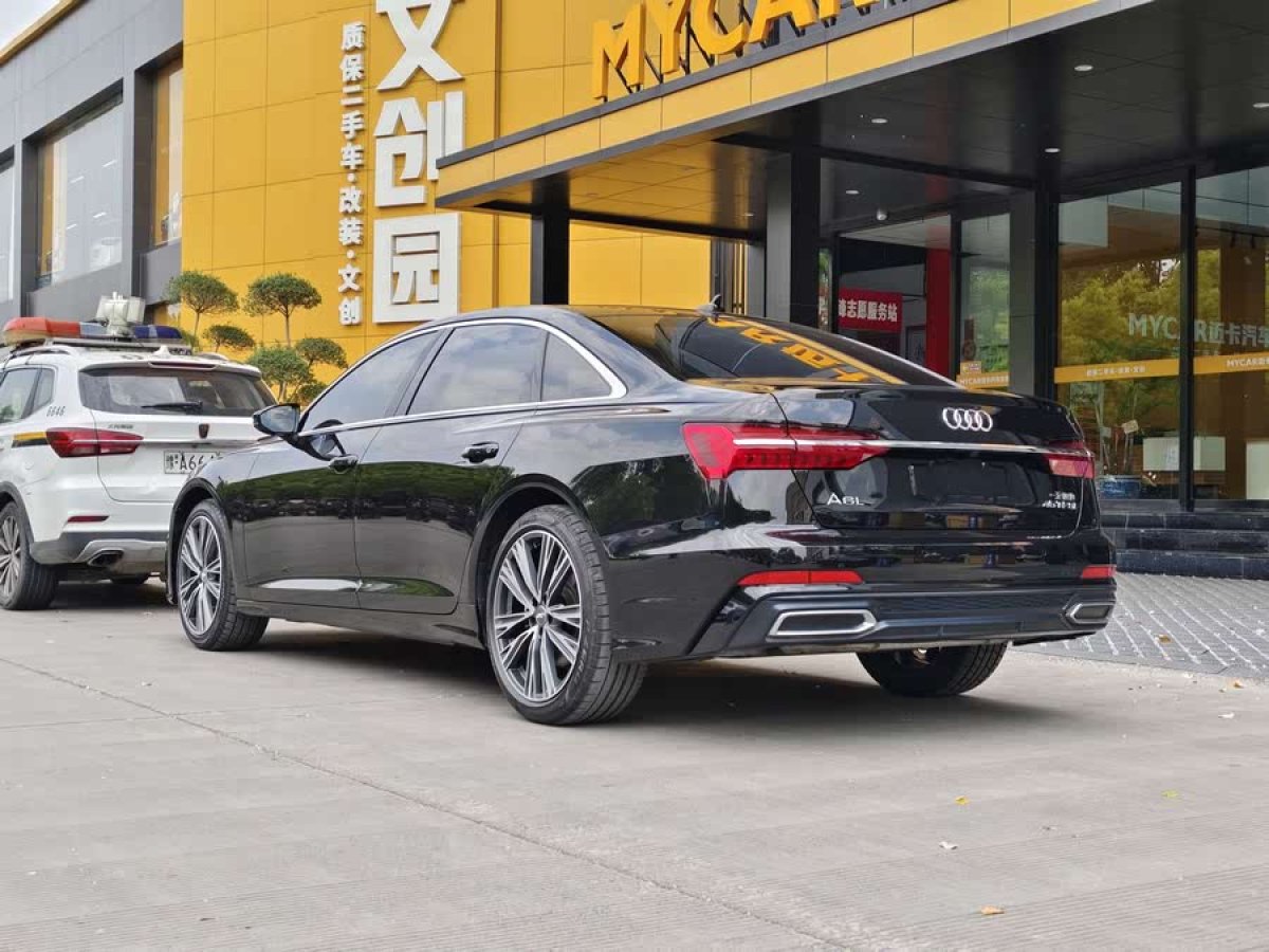 奧迪 奧迪A6L  2021款 45 TFSI 臻選動(dòng)感型圖片