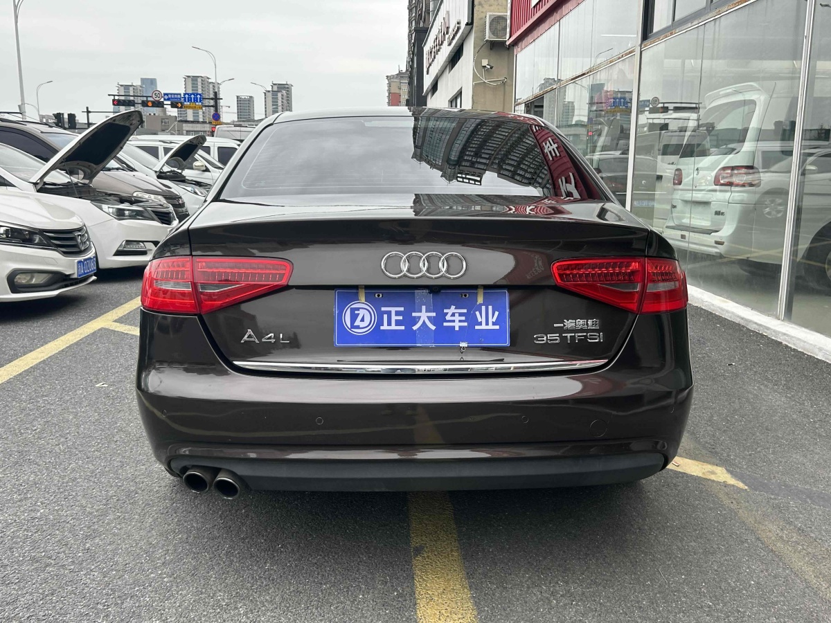 奧迪 奧迪A4L  2016款 35 TFSI 典藏版 自動標準型圖片