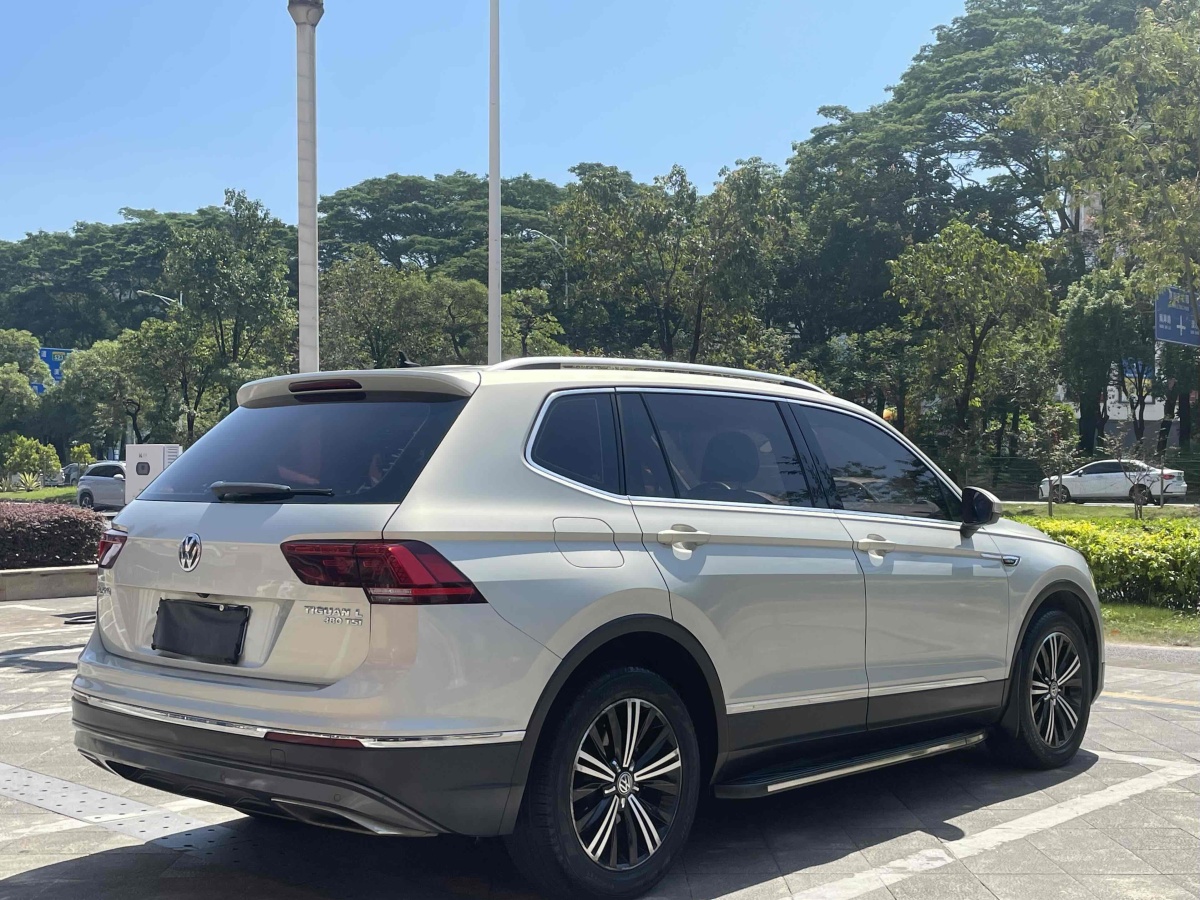 大眾 途觀L  2017款 380TSI 自動四驅(qū)豪華版圖片