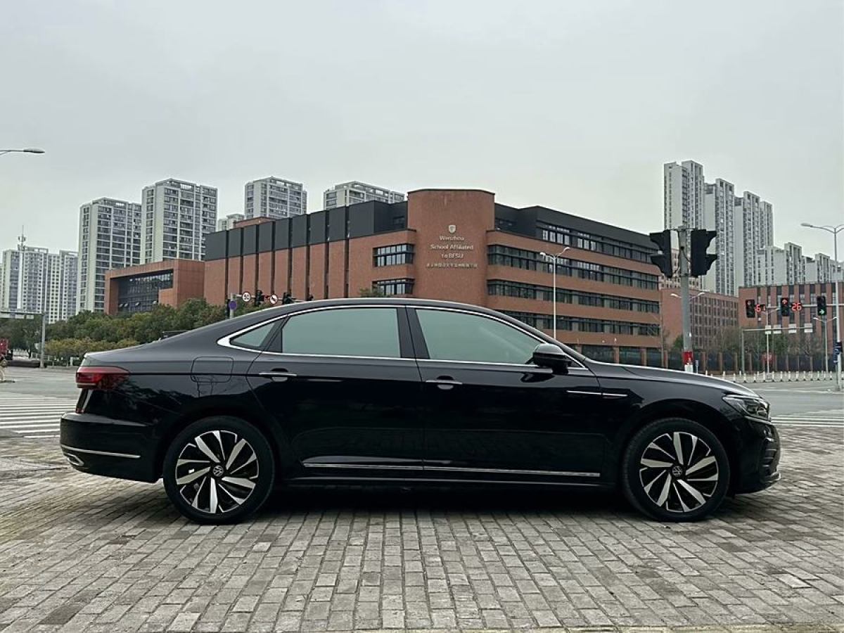 大眾 帕薩特  2022款 330TSI 精英版圖片