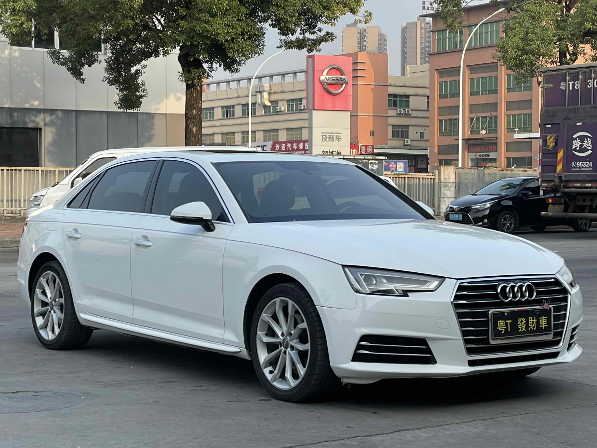 奧迪 奧迪A4L  2018款 30周年年型 40 TFSI 進取型圖片