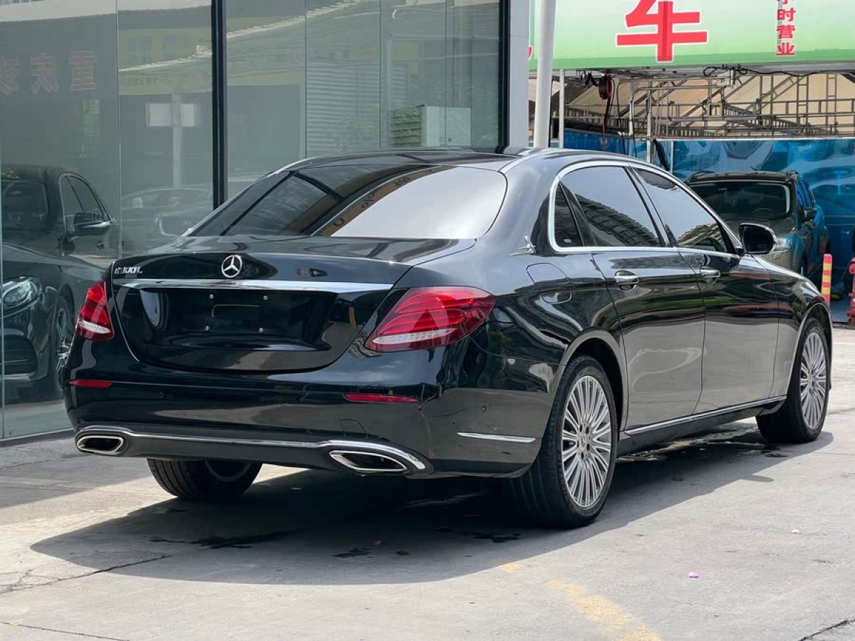 奔馳 奔馳E級(jí)  2020款 改款 E 300 L 時(shí)尚型圖片