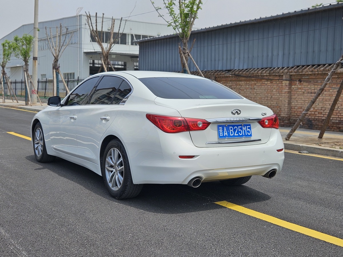英菲尼迪 Q50  2014款 2.0T 豪華版圖片