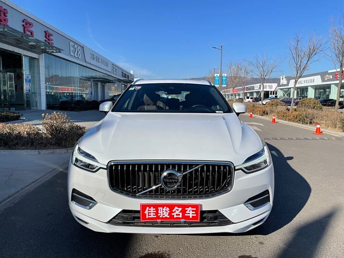 沃爾沃 XC60  2021款 T5 四驅(qū)智逸豪華版圖片