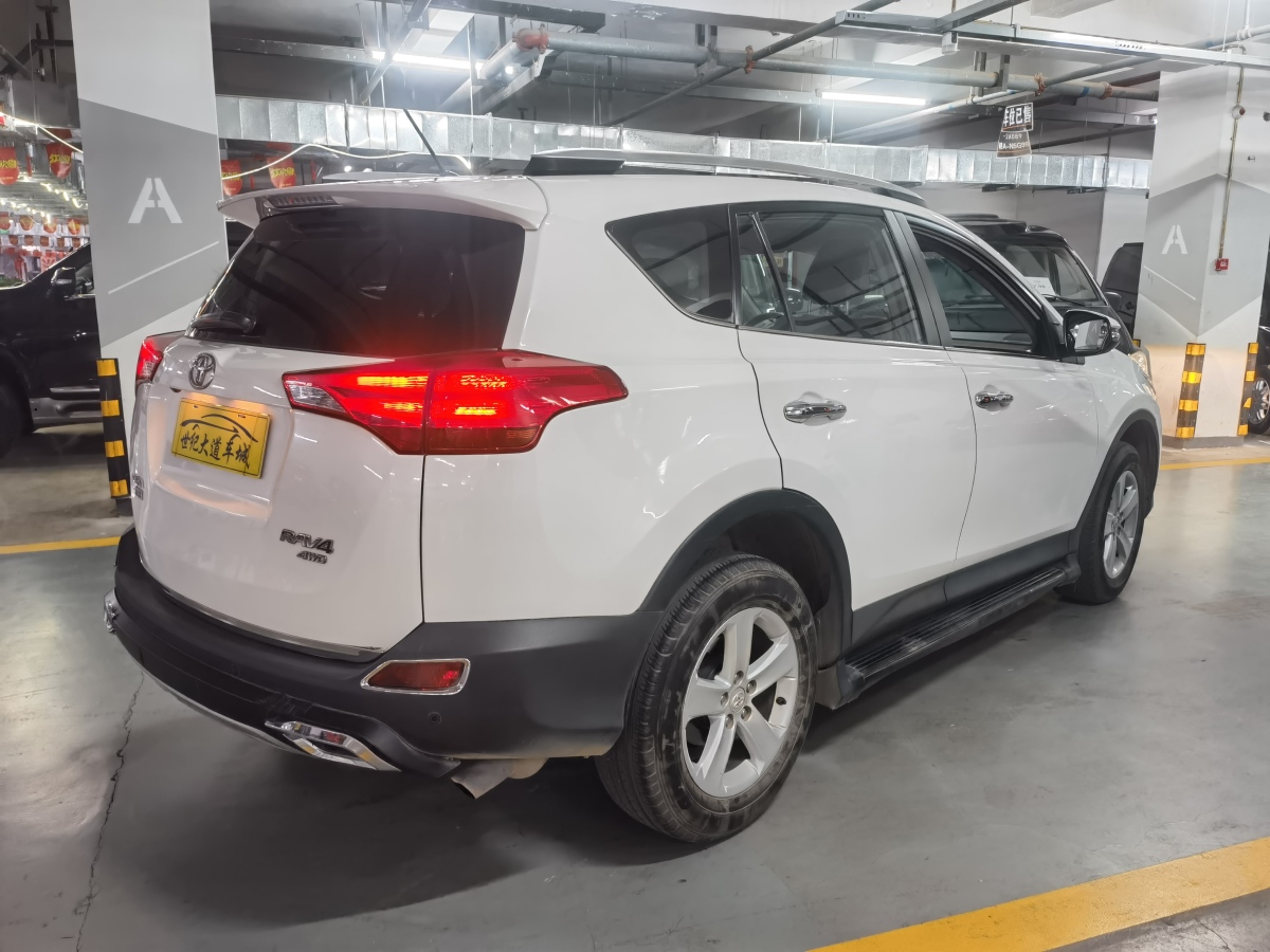 豐田 RAV4榮放  2013款 2.5L 自動(dòng)四驅(qū)豪華版圖片