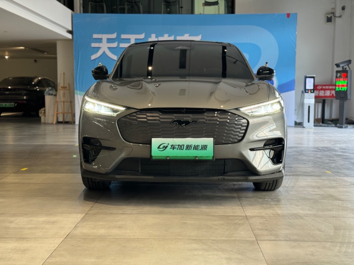 福特 Mustang Mach-E  2024款 風(fēng)潮版(長(zhǎng)續(xù)航)圖片