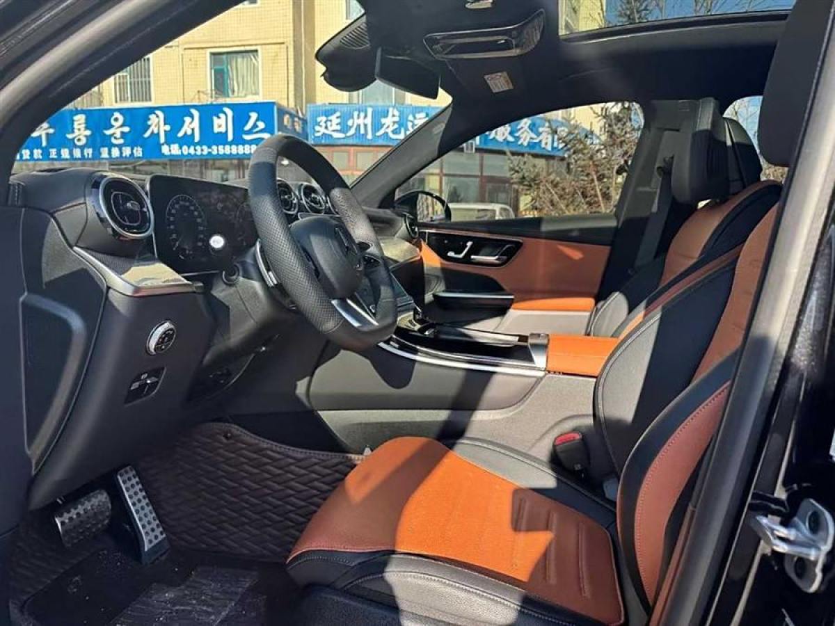 奔馳 奔馳GLC  2024款 GLC 260 4MATIC 轎跑SUV圖片