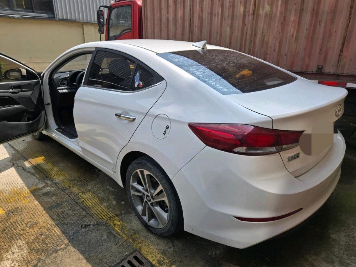現(xiàn)代 領(lǐng)動(dòng)  2016款 1.6L 自動(dòng)智炫?精英型圖片