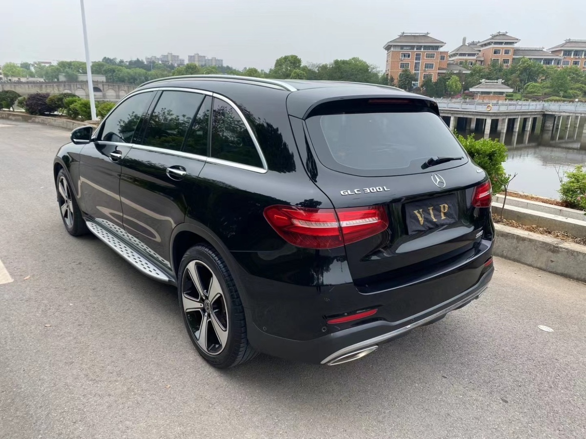 2019年4月奔馳 奔馳GLC  2019款 GLC 300 L 4MATIC 動感型