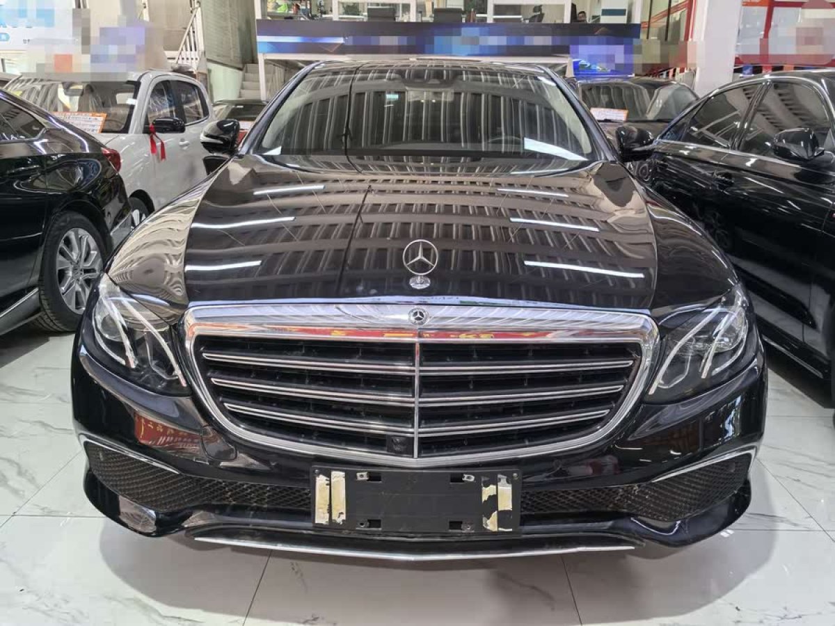 奔馳 奔馳E級  2019款 改款 E 300 L 豪華型圖片