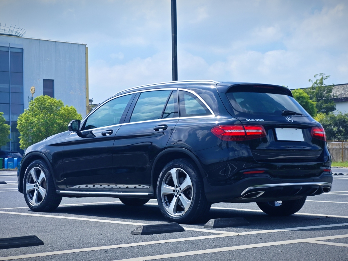 奔馳 奔馳GLC  2017款 GLC 300 4MATIC 動感型圖片