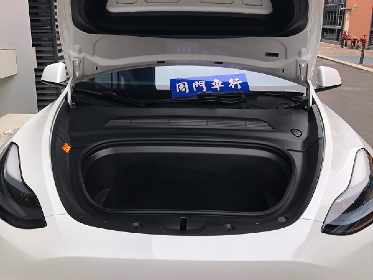 特斯拉 Model Y  2022款 改款 后輪驅(qū)動版圖片