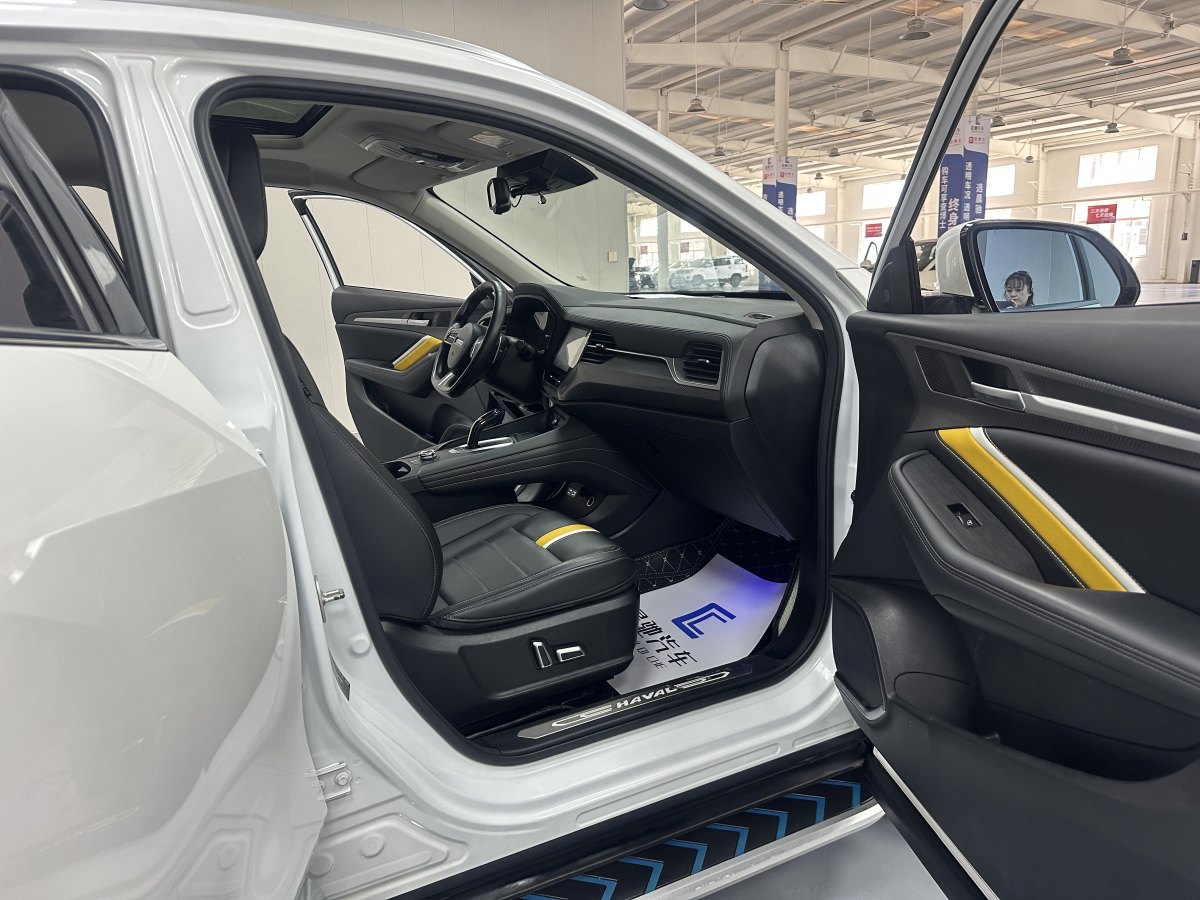 哈弗 哈弗F7x  2019款  2.0T 兩驅(qū)極智科技版圖片