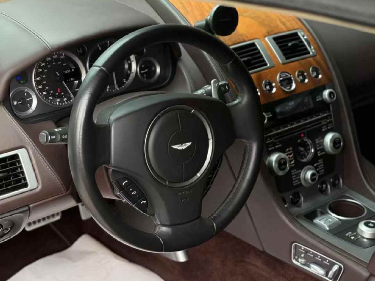 阿斯頓·馬丁 V8 Vantage  2011款 4.7 Sportshift圖片