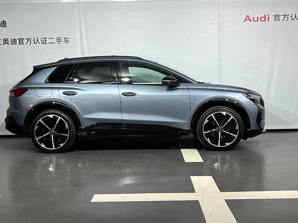 奧迪 奧迪Q4 e-tron  2024款 40 e-tron 創(chuàng)境曜夜版圖片