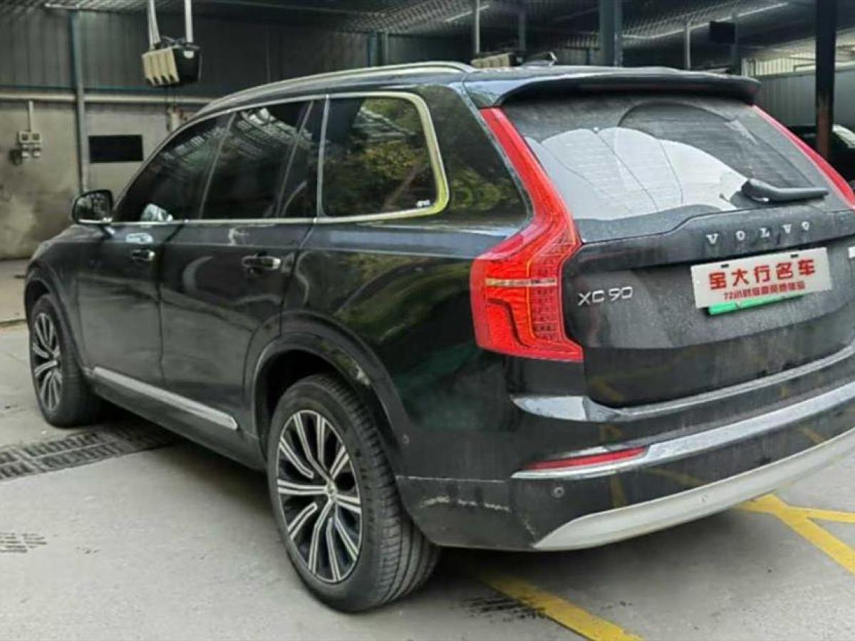 沃爾沃 XC90新能源  2022款 改款 E驅(qū)混動(dòng) T8 智尊豪華版 7座圖片