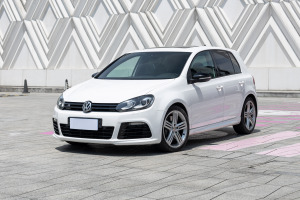 高爾夫 大眾 2.0TSI R