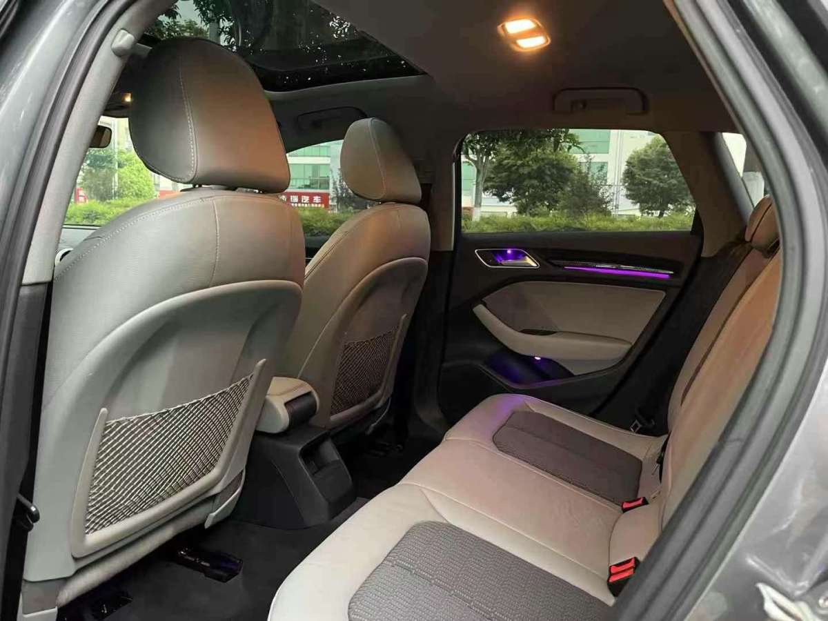 奧迪 奧迪A3  2020款 Sportback 35 TFSI 進(jìn)取型圖片