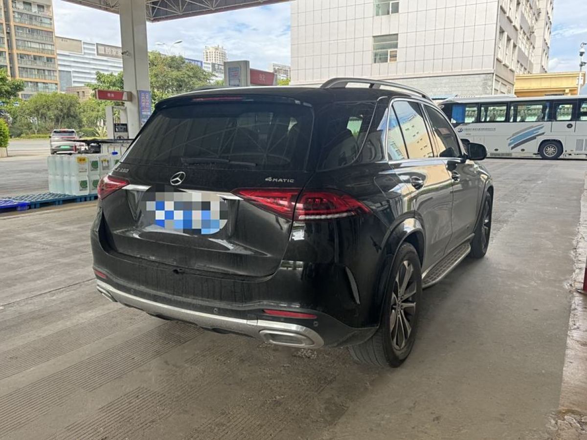 奔馳 奔馳GLE  2023款 GLE 350 4MATIC 時(shí)尚型圖片