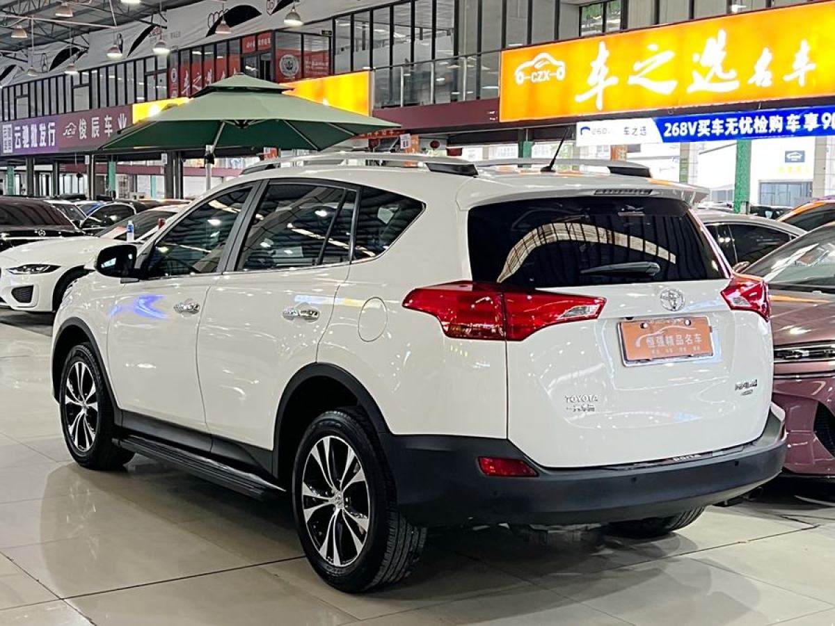 豐田 RAV4榮放  2013款 2.5L 自動四驅(qū)豪華版圖片