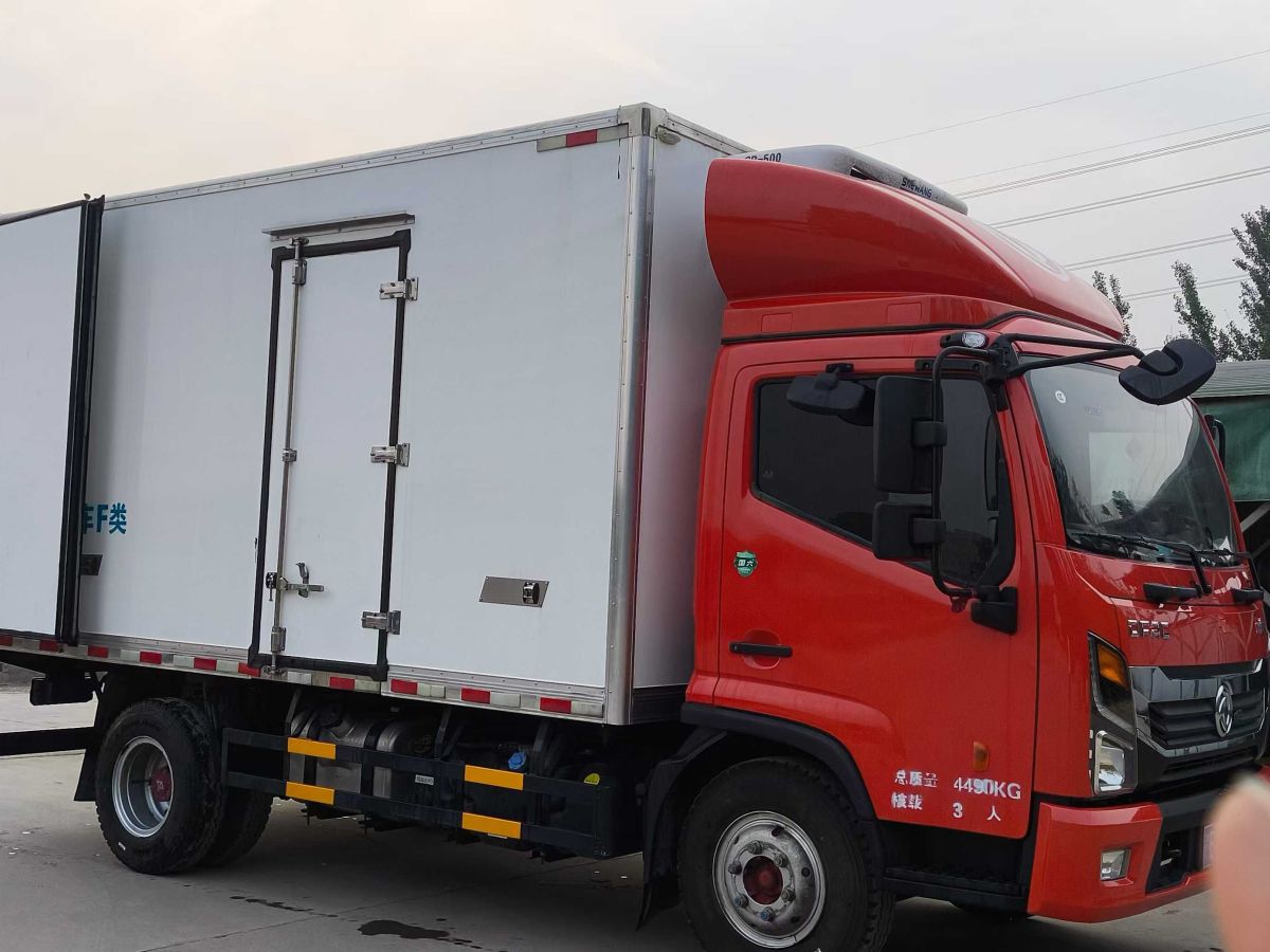 東風(fēng) 銳騏7  2024款 2.0T 自動(dòng)兩驅(qū)汽油工程車圖片