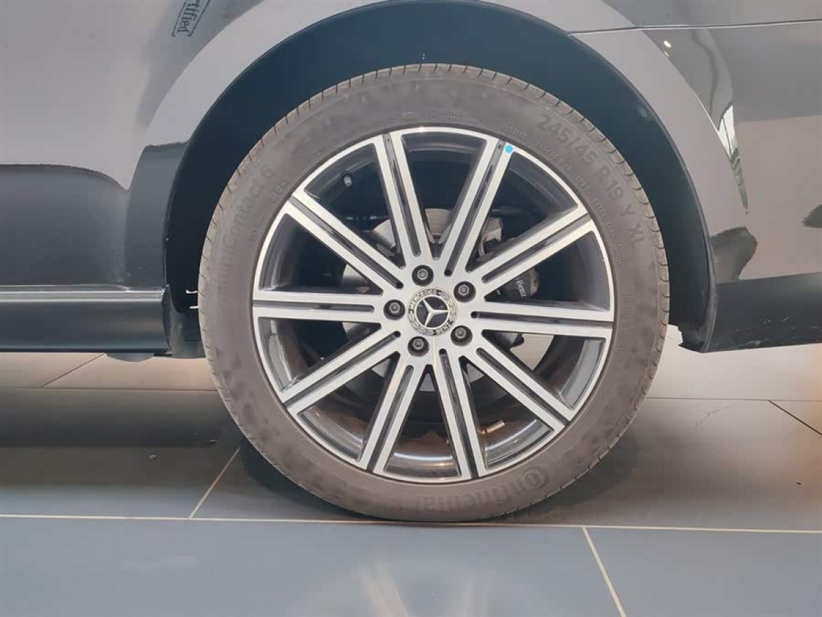 奔馳 V級(jí)  2022款 V 260 L 長軸距豪華版圖片