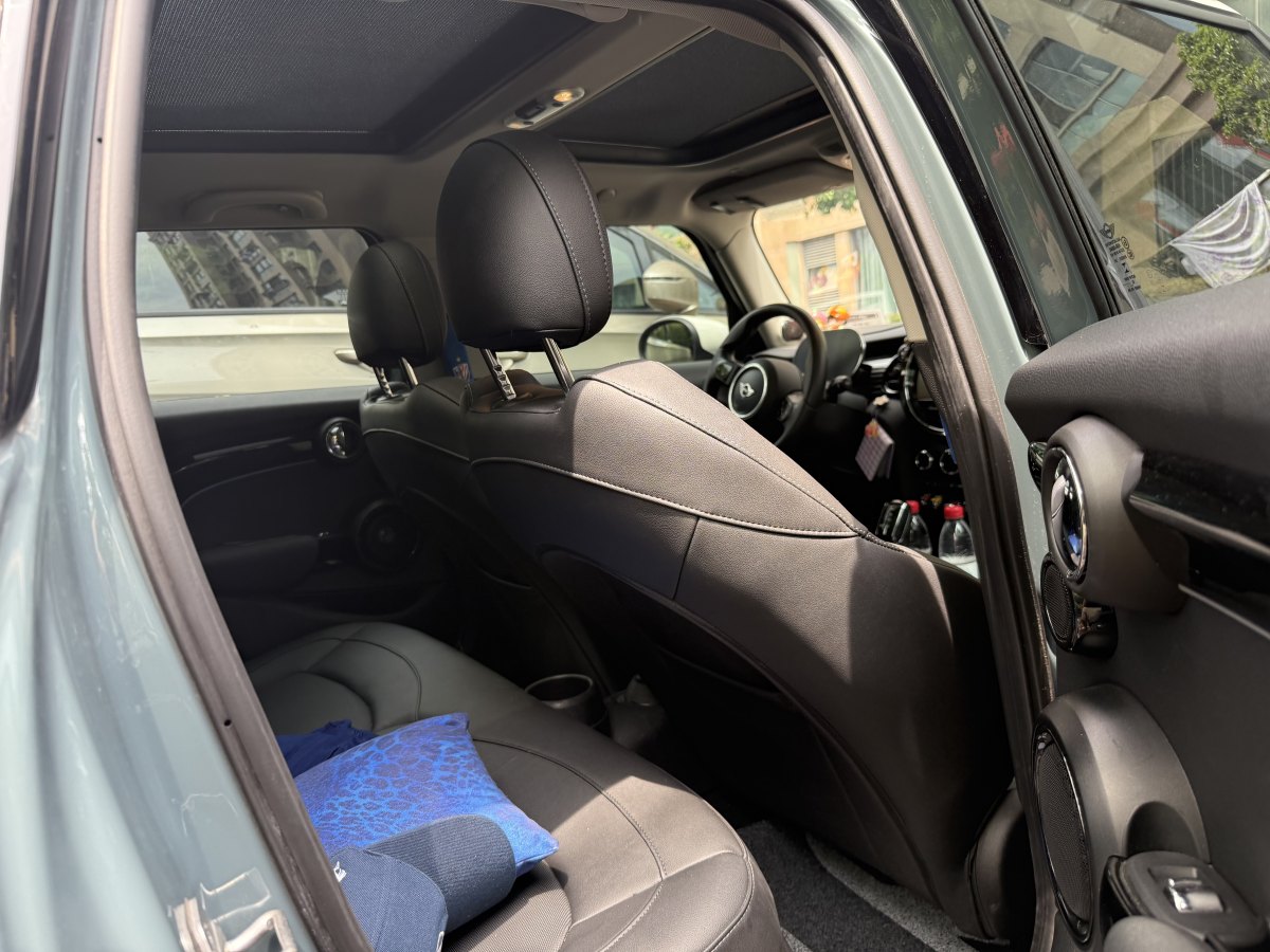 MINI MINI  2023款 2.0T COOPER S 弧光特別版 五門版圖片