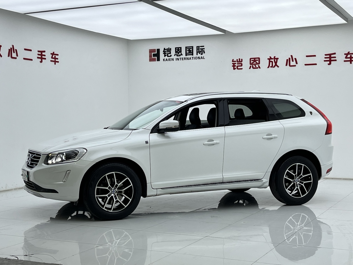 2018年1月沃爾沃 XC60  2017款 T5 智行升級版