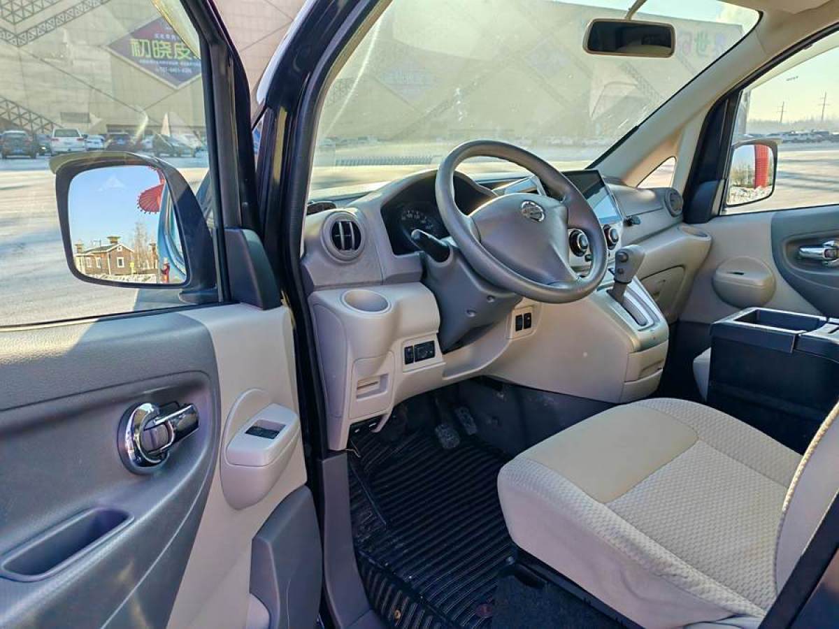 日產(chǎn) NV200  2014款 1.6L CVT豪華型 國IV圖片