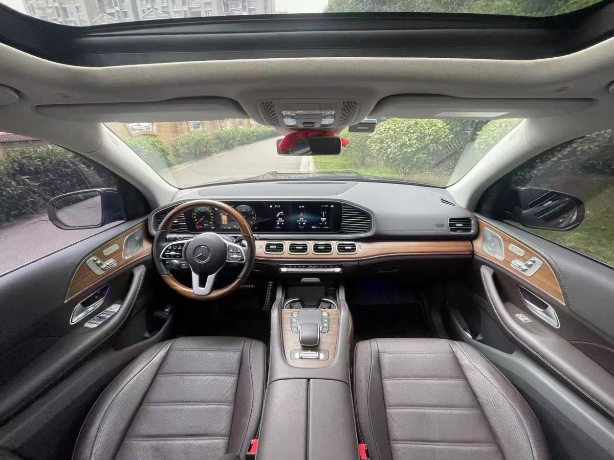 奔馳 奔馳GLS  2023款 改款 GLS 450 4MATIC 豪華型圖片