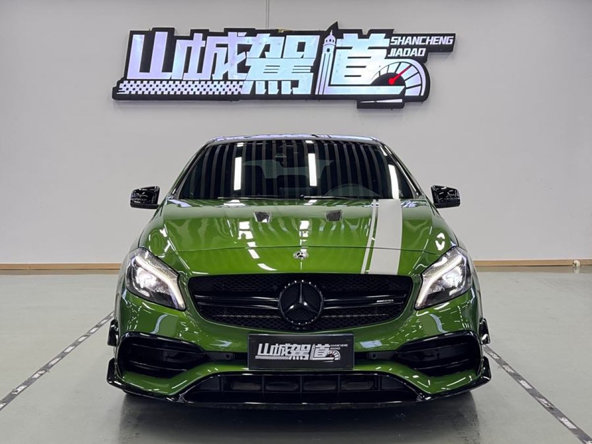 奔馳 奔馳A級(jí)AMG  2017款 2017款 改款 AMG A 45 4MATIC 國(guó)VI圖片